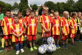 Юные футболисты