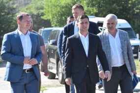 Vladimir Zelensky, Andriy Ivko