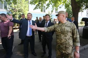 Stepan Poltorak, Vladimir Zelensky, Ruslan Khomchak