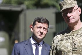 Владимир Зеленский, Руслан Хомчак