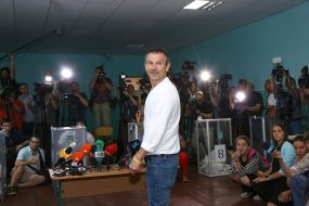 Святослав Вакарчук