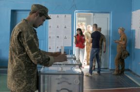 Polling station in Avdiivka