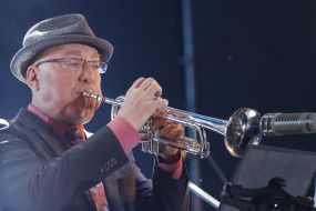 Брайан Лінч