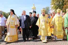 Митрополит Эммануил, Петр Порошенко, митрополит Епифаний и митрополит Макарий