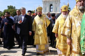 Петр Порошенко, митрополит Епифаний и митрополит Макарий
