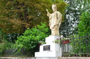 Monument to John Paul II