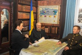 Figures of Vladimir Vynnychenko, Mykhaylo Hrushevsky and Simon Petliura