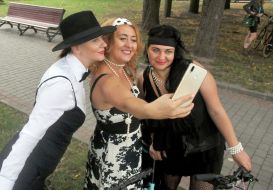 Costumed bicycle parade "Girls in retro, or a lady on a bicycle"