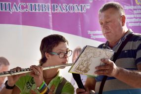 The participants of the festival "Happy together"