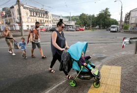 People during the celebration of the birthday of the first overpass