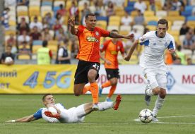 Playing moment of the match