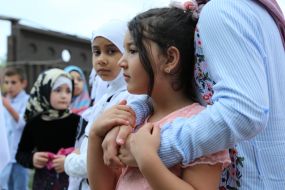 Девочки во время празднования Курбан-байрама