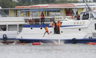Training of emergency services of Kyiv on the Dnipro