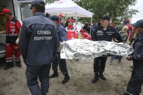 Training of emergency services of Kyiv on the Dnipro