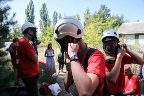 Волонтеры Красного Креста