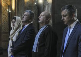 Petro Poroshenko with his wife Marina and Aleksandr Turchynov