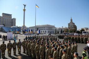 Військовослужбовці
