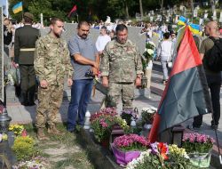 Honoring the fallen heroes at the Lychakiv Cemetery
