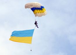 Skydiver with the flag of Ukraine