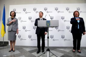 Елена Танасевич, Владимир Зеленский, Валентина Данишевская