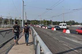 Repair work on the Dnipro hydroelectric dam