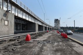 Repair work on the Dnipro hydroelectric dam