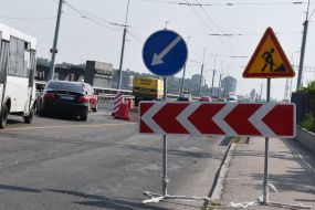 Repair work on the Dnipro hydroelectric dam