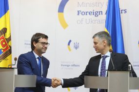 Nicolae Popescu and Vadim pristayko