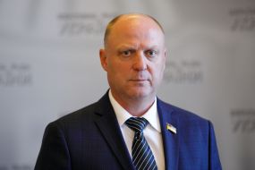 Виктор Бондарь