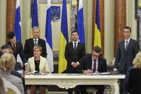 Volodymyr Zelenskiy and Sauli Niinisto