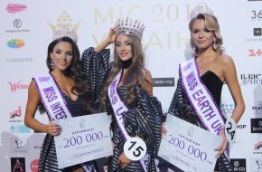 Marina Kiose, Margaryta Pasha and Diana Schabas