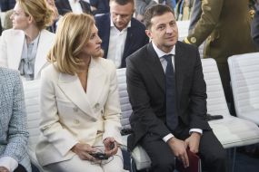 Volodymyr Zelenskіy with his wife Оlena