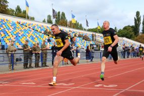Participants of "Igor Neskoreny" overcome the distance on the treadmill