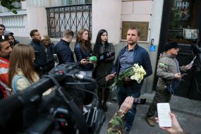 Владимир Вятрович во время акции в его поддержку