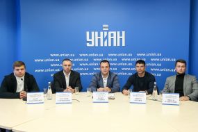 Денис Романовський, Валентин Ганчевський, Вадим Кудіяров, Дмитро Рогозюк та Микола Надибський