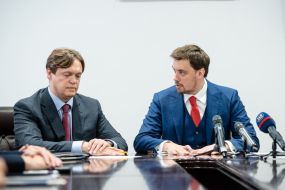 Oleksiy Goncharuk and Dmytro Sennichenko