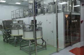 Завод-фракціонатор з виробництва препаратів з плазми крові