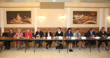 The participants of the round table