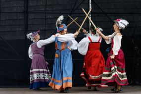 Участницы фестиваля "Серебряный Татош. Эпоха Другетов"