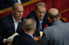 Illya Kiva, Viktor Medvedchuk