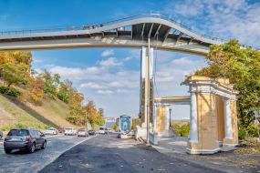 Пешеходно-велосипедный мост через Владимирский спуск