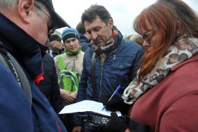 Action "No surrender!"