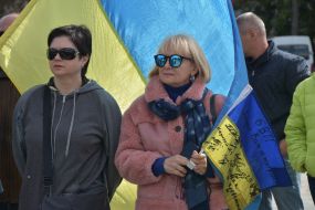 Action "No surrender!"