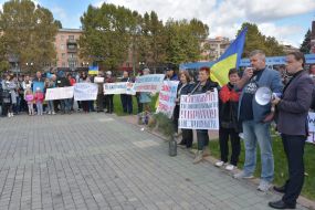 Action "No surrender!"