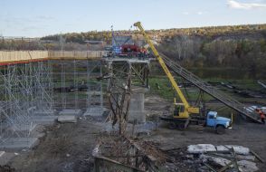 Восстановление моста через реку Северский Донец