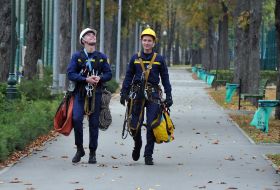 Учения по спасению пострадавших с высоты