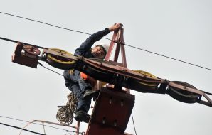 Training to rescue victims from a height