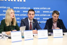 Liliya Olefir, Volodymyr Kreydenko, Vladyslav Zbanatskyy