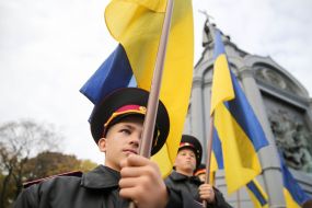 Cadets with flags of Ukraine near the monument to Volodymyr the Great