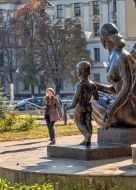 Sculpture "Woman with child"